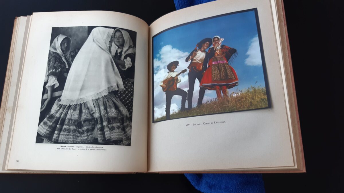 España - Tomo I Tipos y Trajes -