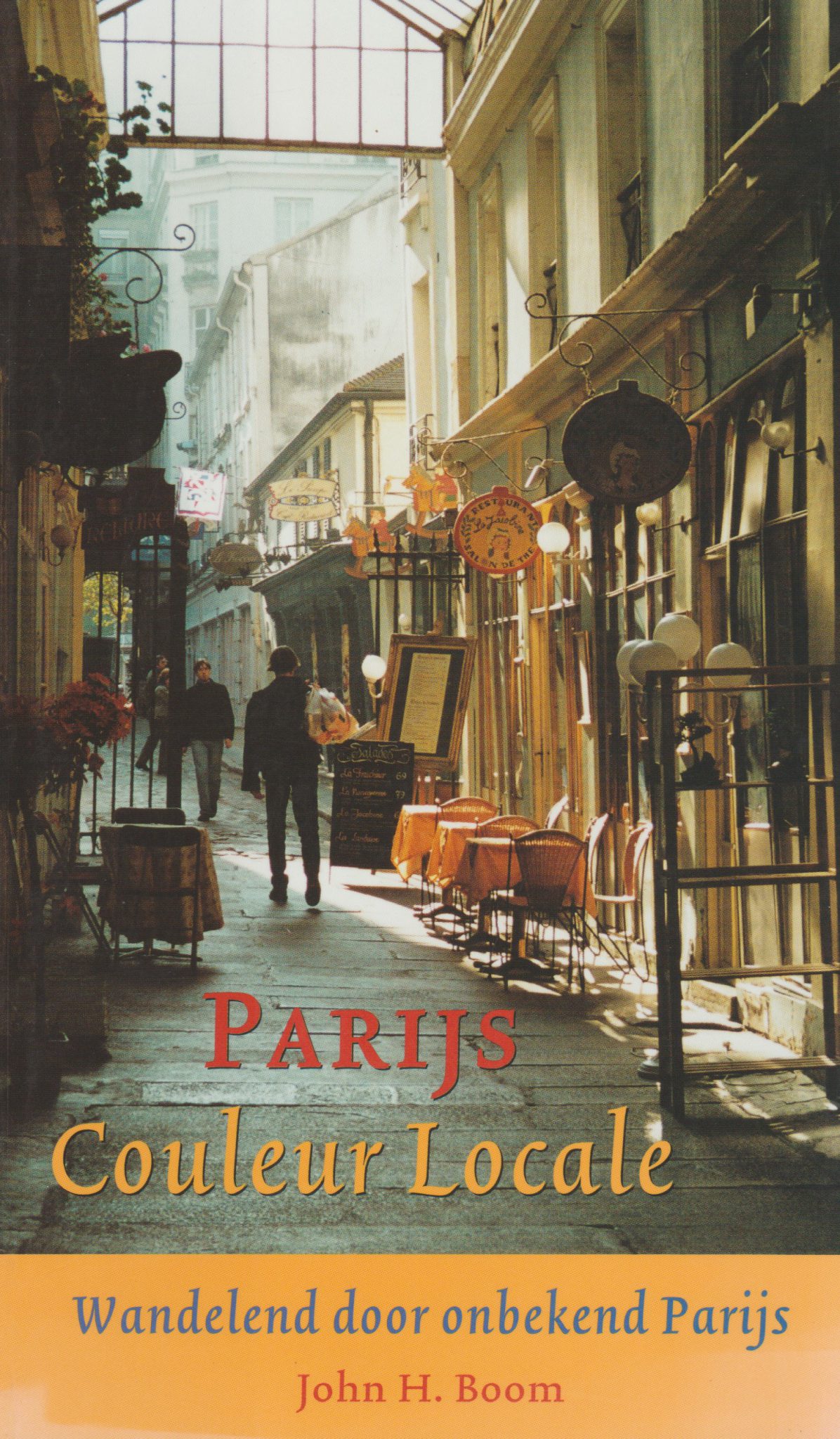 Scan_20191012-5 Couleur Locale - Wandelend door onbekend Parijs -