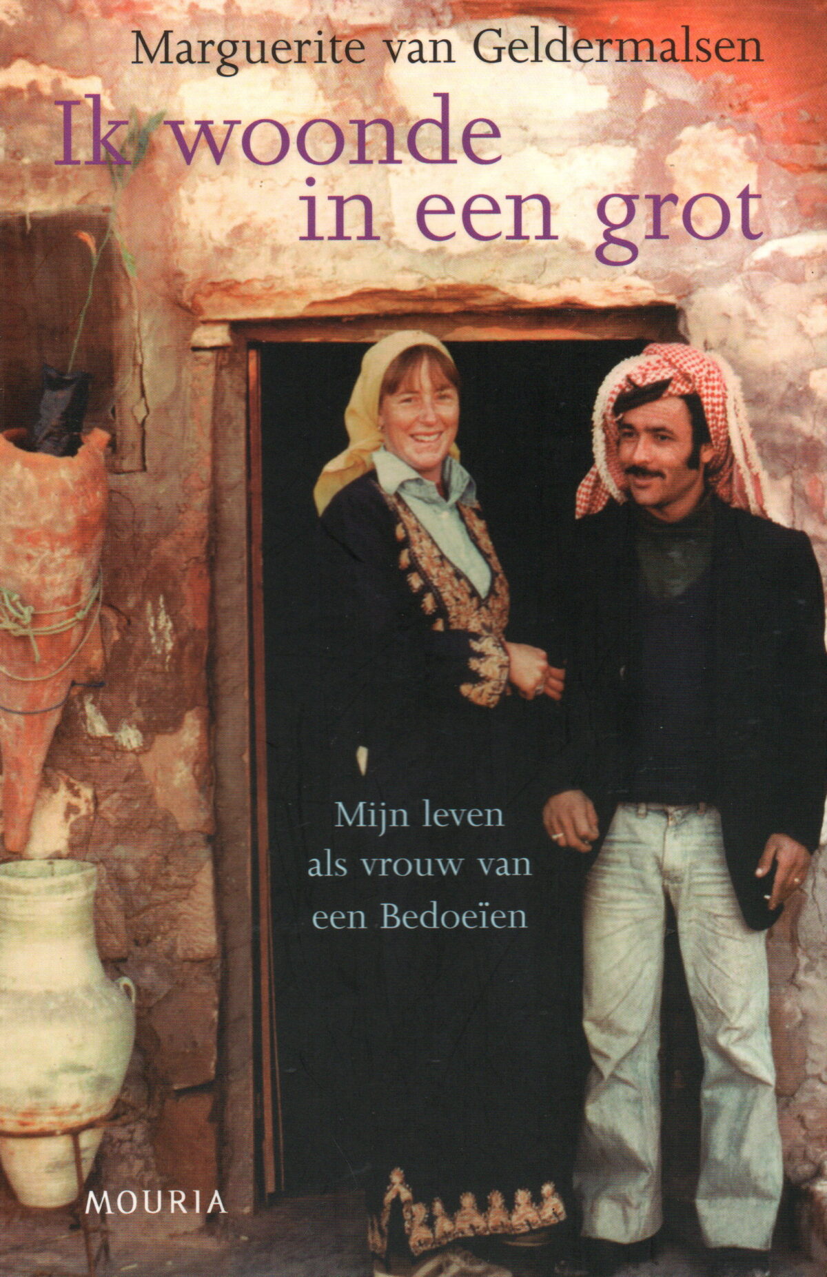 Scan_20230505 Ik woonde in een grot - Mijn leven als vrouw van een bedoeïen -