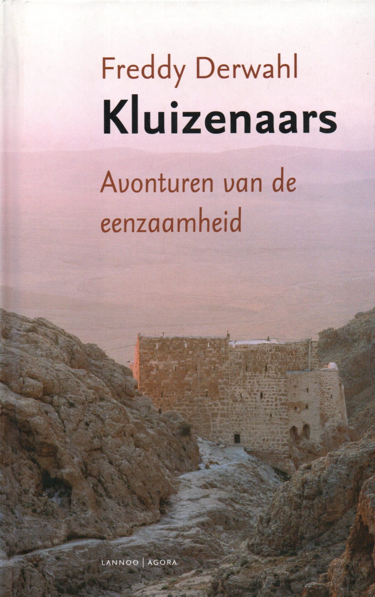 Scan_20230824-8-scaled Kluizenaars - Avonturen van de eenzaamheid -