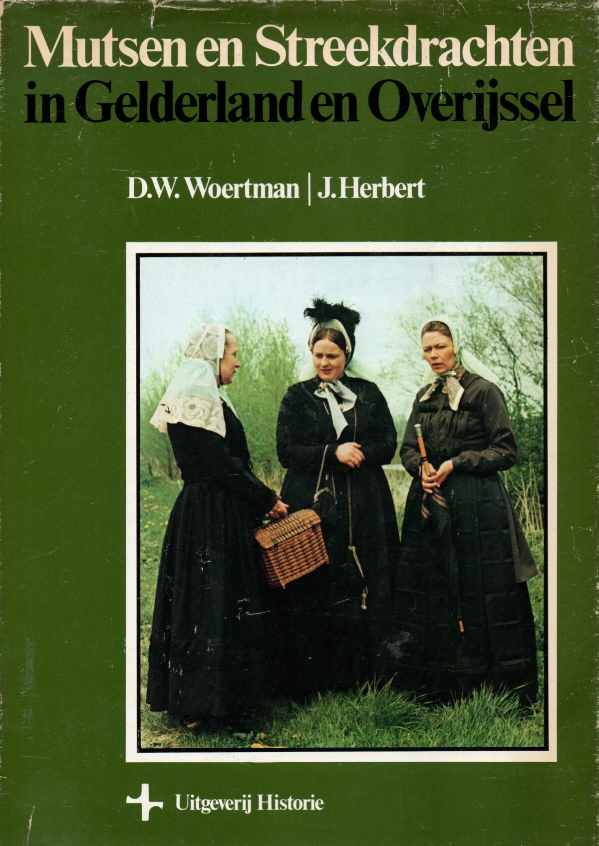 Scan_20240415-6-scaled Mutsen en Streekdrachten in Gelderland en Overijssel
