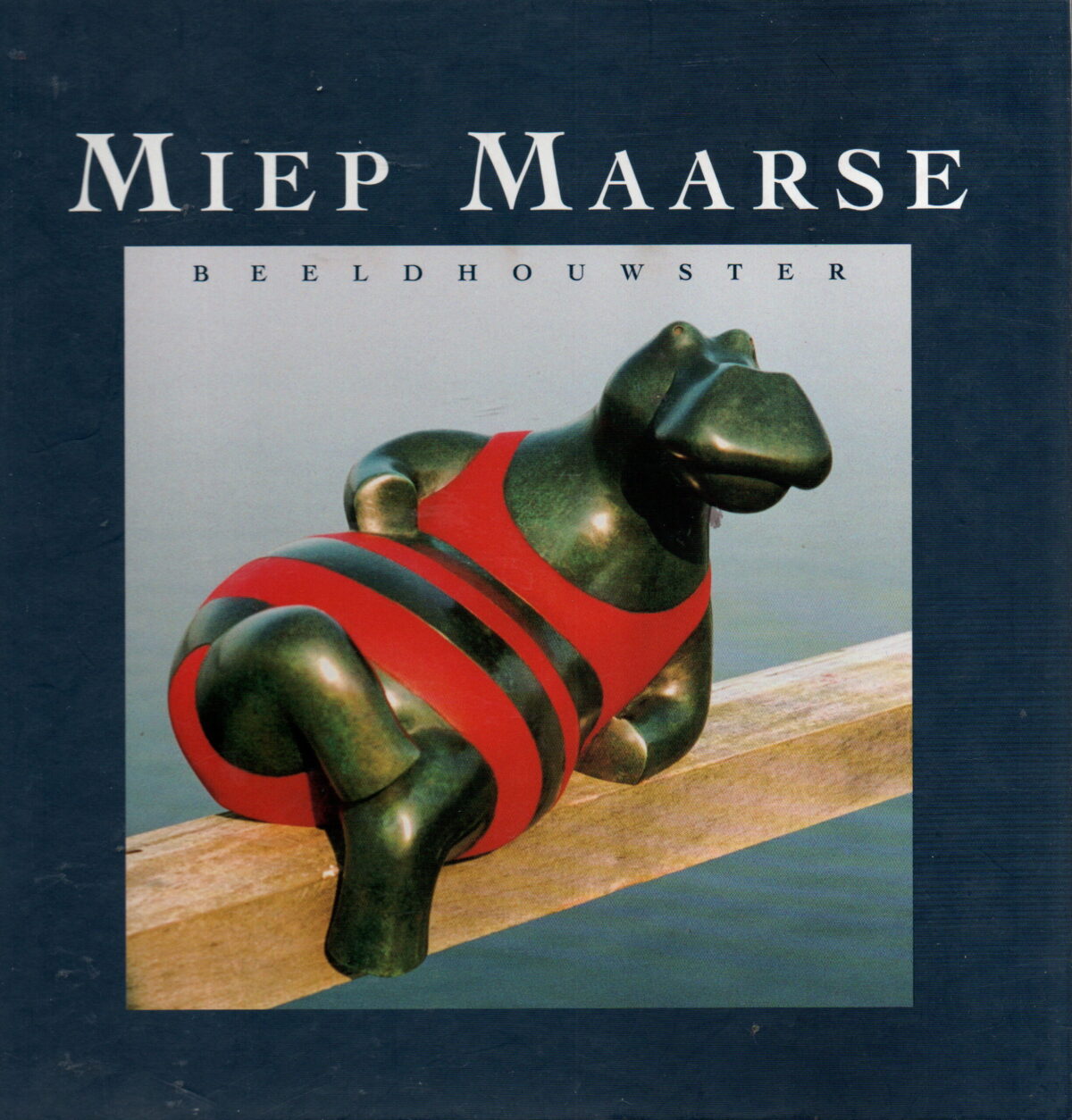 Scan_20251009-3-scaled Miep Maarse - Beeldhouwster - De verbeelding van lichtvoetige zwaartekracht -