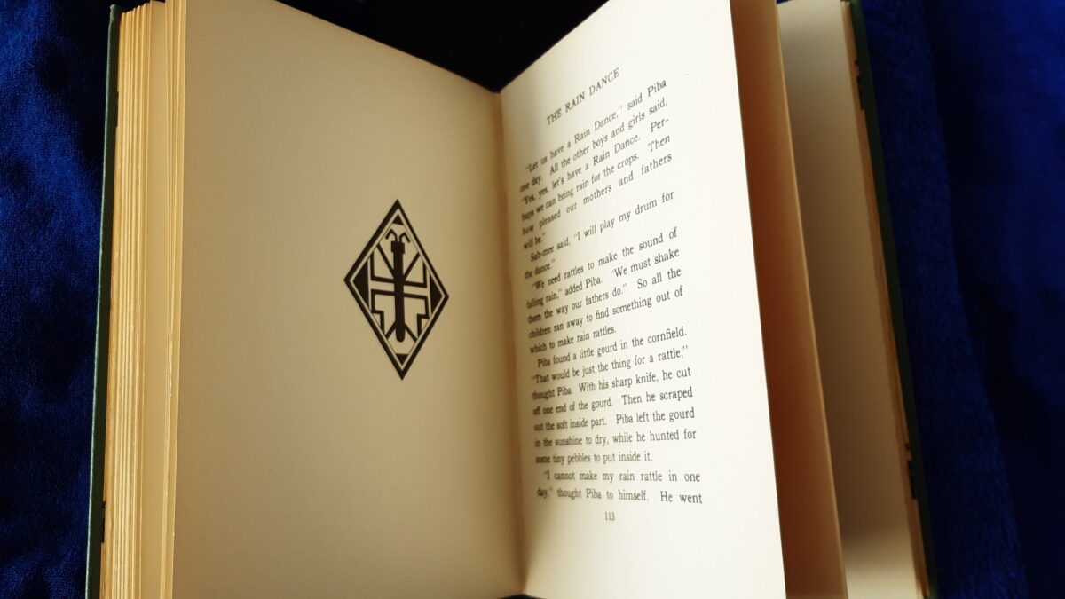 The land of little rain - A story of Hopi Indian Children -