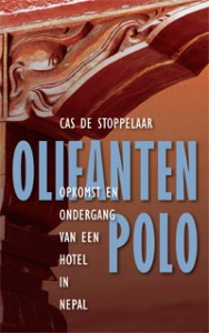 olifantenpolo-2 Olifantenpolo - Opkomst en ondergang van een hotel in Nepal -